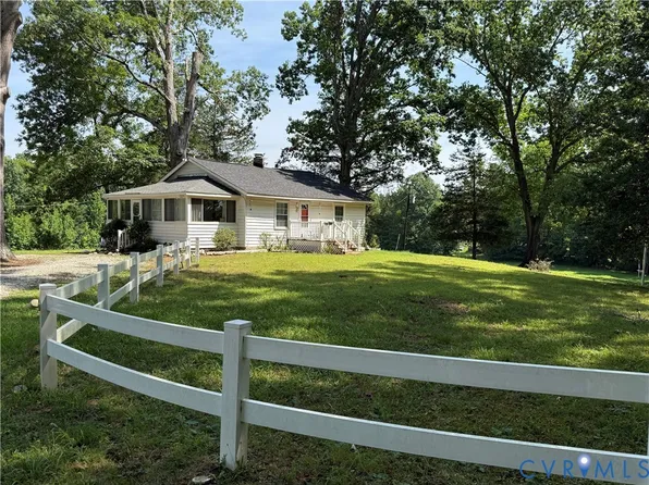 1600 Reams Rd, Powhatan, VA 23139
