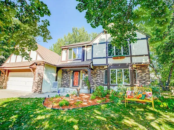 1261 Amundson Cir, Stillwater, MN 55082