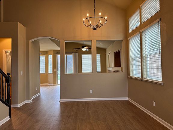 4th image of 6804 Copper Glen Cir