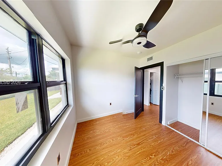 516 NW 2nd Ave #2 — Photo 5