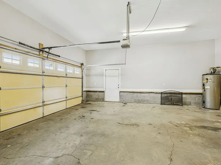 9021 Lane Rd — Photo 31