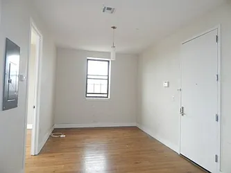 Rented by Rennit Inc.