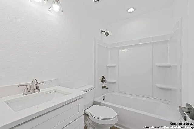 1303 Essex St #102 — Photo 16