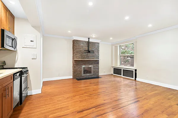 Rented by Christie's International Real Estate Group, LLC | media 1