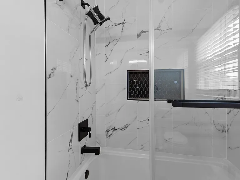 10404 Lark Park Dr — Photo 19