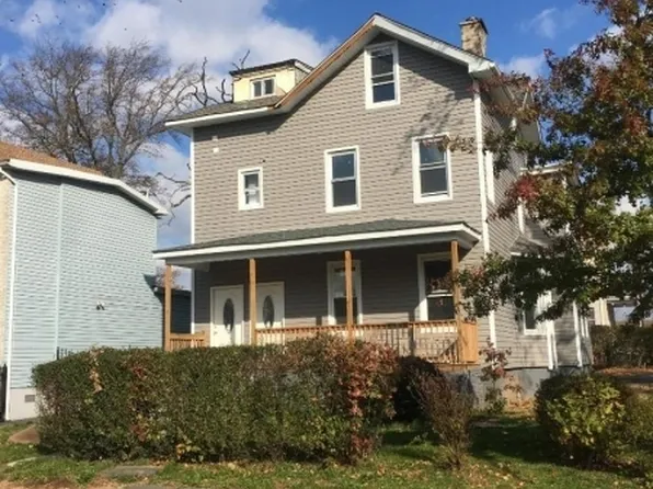 2 University Pl, East Orange City, NJ 07018