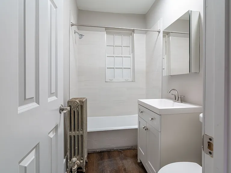 7422 N Damen Ave #2G — Photo 38