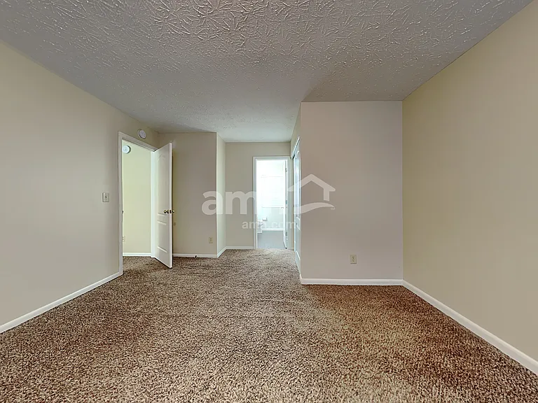 9030 Crimson Oak Dr — Photo 11