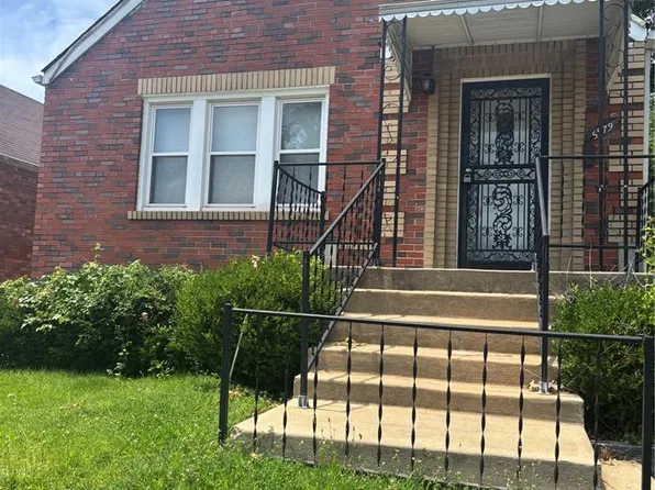 5979 Drury Ln, Saint Louis, MO 63147