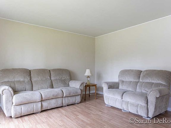 2nd image of 1688 Herrick Ave NE