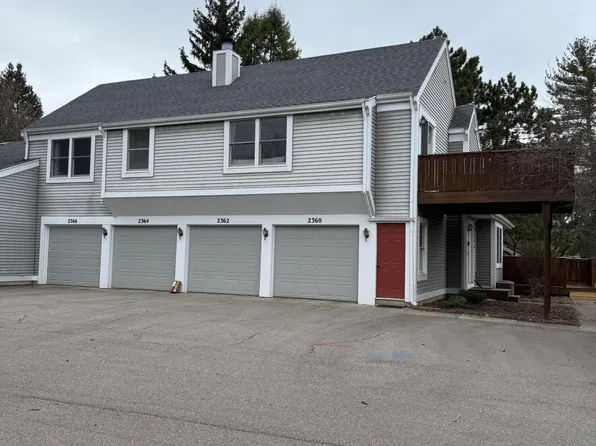 2360 Edington Dr SE, Grand Rapids, MI 49508