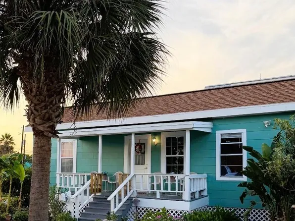 1028 Avenue L, Galveston, TX 77550