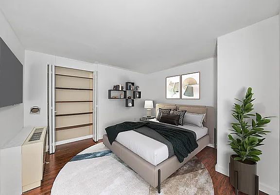 5th image of 100 John St APT 2105