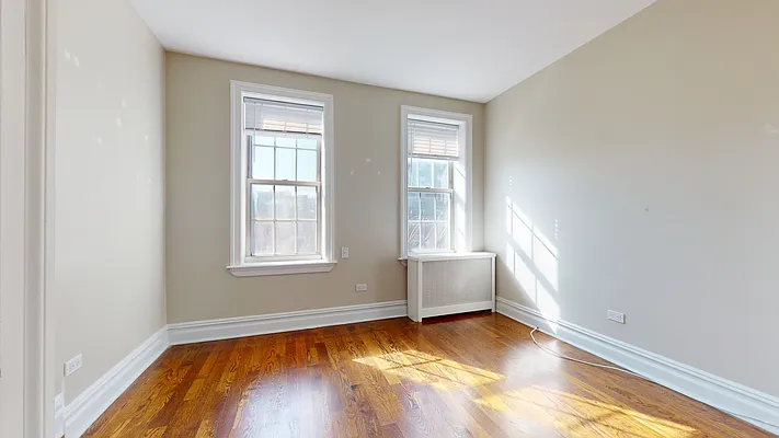 Rented by Bond New York | media 5