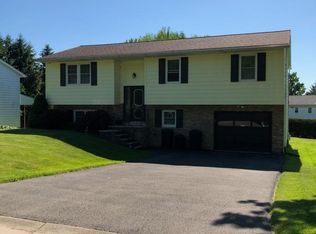 1113 Tamara Ln, Johnson City, NY 13790