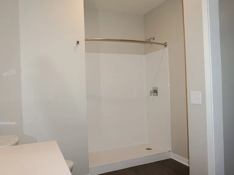 Level at Village Gardens — Photo 82
