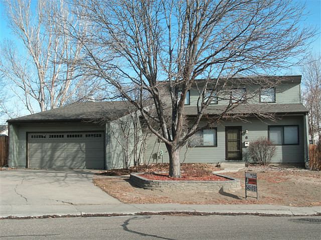 1st image of 6 Brooks Pl