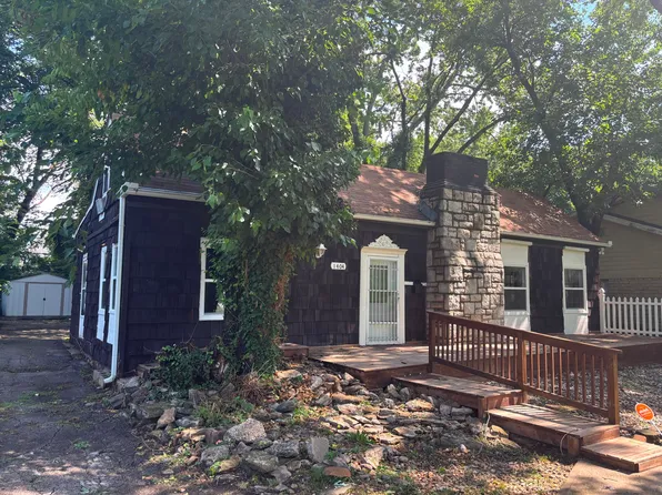 1404 E 77th St, Kansas City, MO 64131