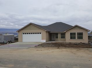 1723 Brambling Brae Ln, Wenatchee, WA 98801