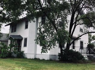 303 E 4th Ave, Hutchinson, KS 67501