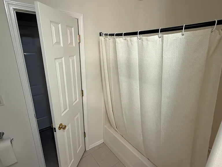 3318 S 214 East Ave — Photo 16