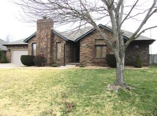 2319 S Nolting Ave, Springfield, MO 65807