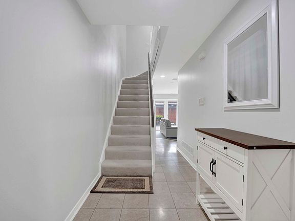 5th image of 1451 W Harrison St #1
