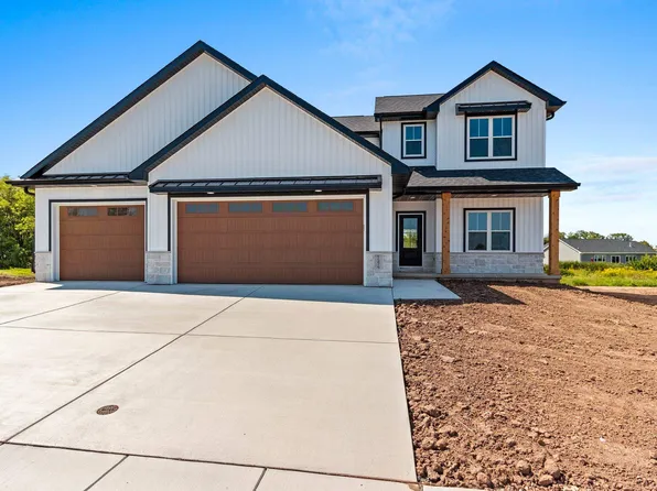 1574 Red Hawk Landing Trl, De Pere, WI 54115