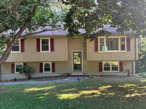 13 Sidney Rd, Milford, MA 01757