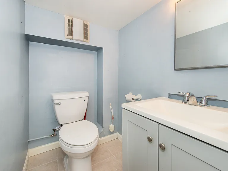 93 Elycroft Pkwy — Photo 16
