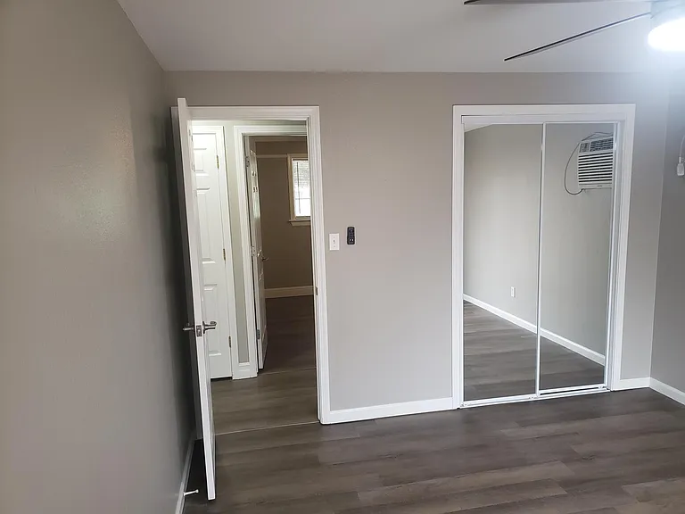 817 Stafford Way — Photo 11