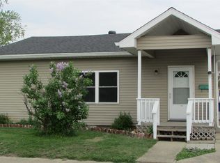 422 M St, Bedford, IN 47421