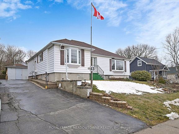 2nd image of 43 Cobblehill Rd