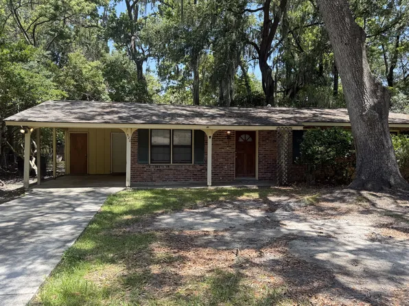 520 Mimosa Pl, Savannah, GA 31419