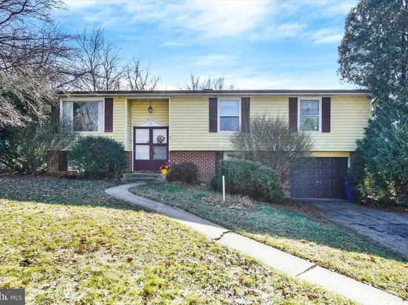 768 Franlyn Dr, Dallastown, PA 17313