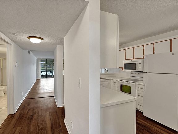 3rd image of 6303 Coral Lake Drive #103