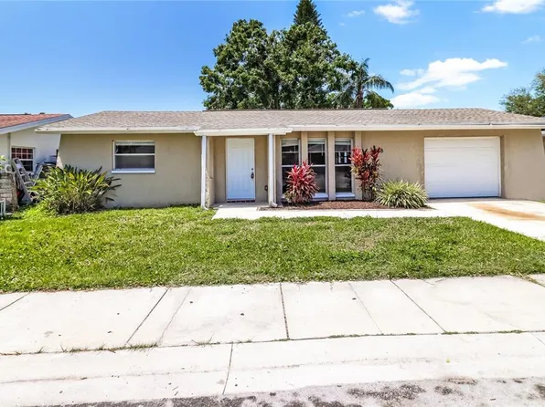 608 Lemonwood Dr, Oldsmar, FL 34677