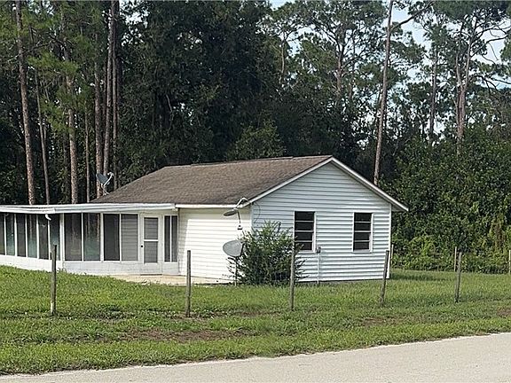 3rd image of 5920 Cherry Rd