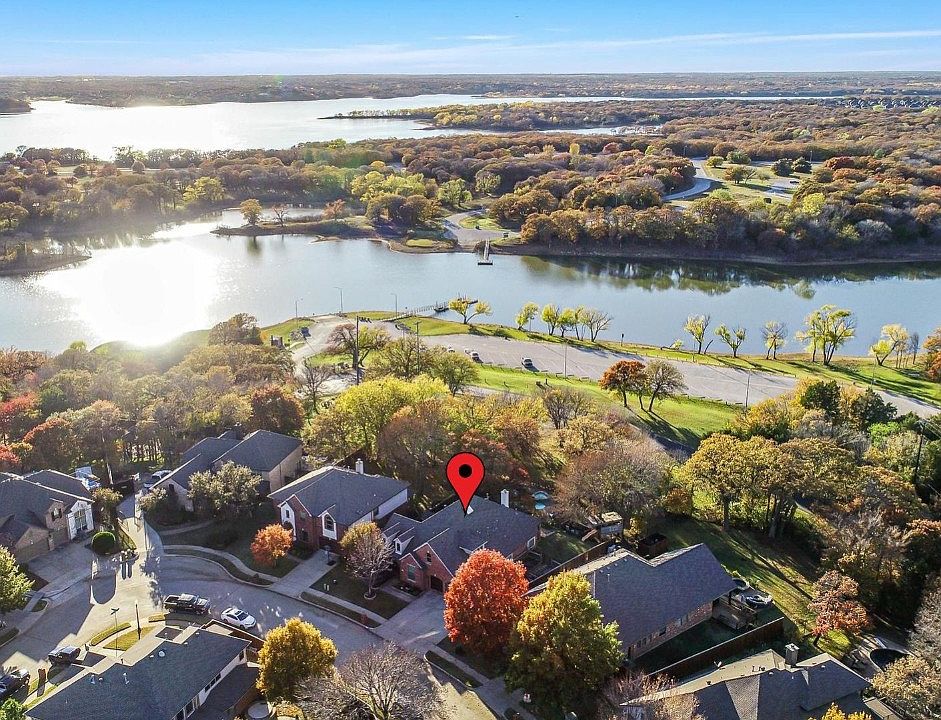 1st image of 284 Texoma Dr