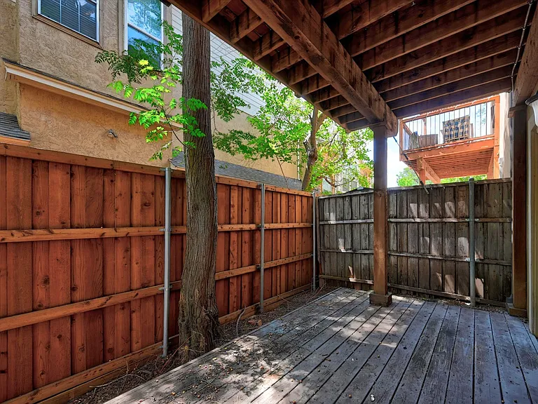 6220 Oram St #B — Photo 9