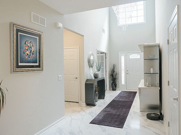 4th image of 661 Republic Way