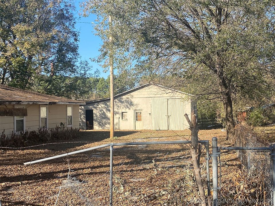 2nd image of 2024 W North St