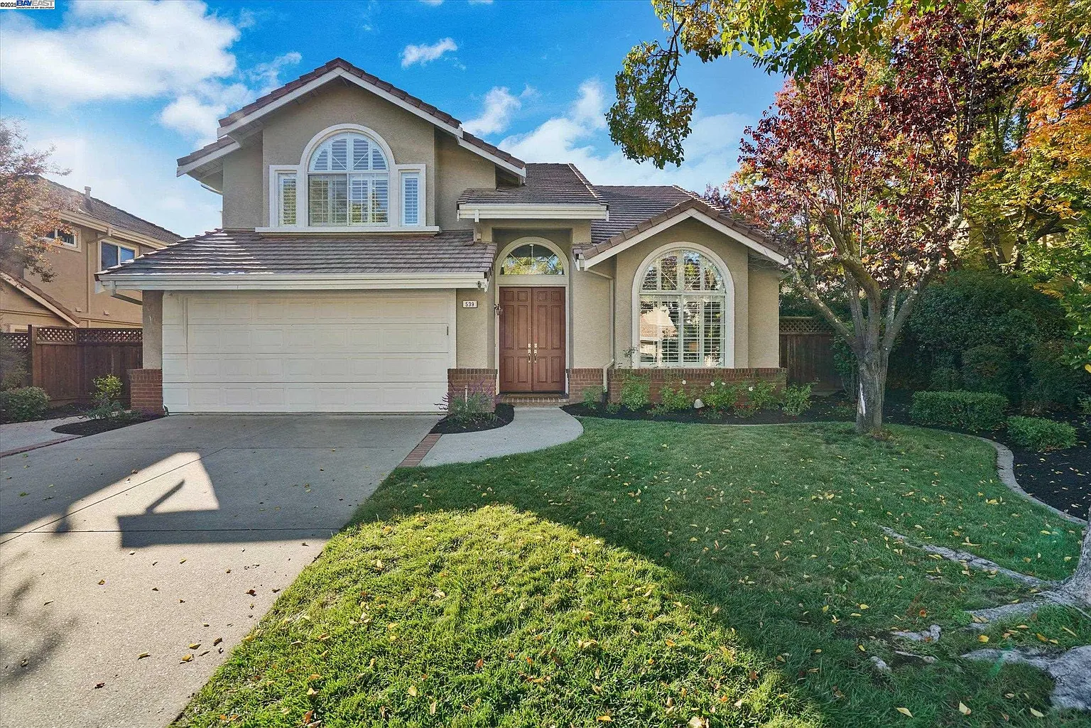 539 Zenith Ridge Dr photo 1