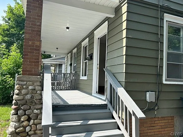 439 Valley Dr S #39 — Photo 3