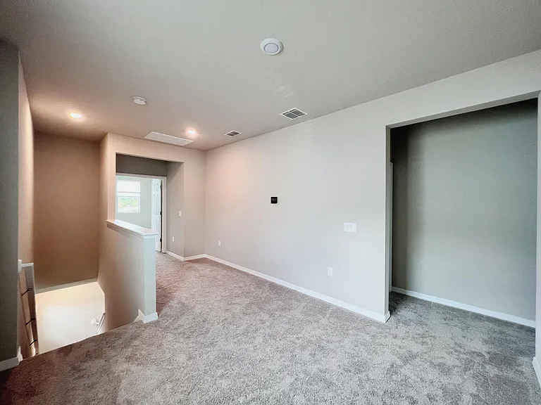 284 S Zuni Rd — Photo 13