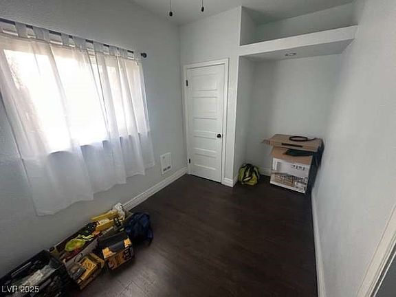 4th image of 21 Avenue H