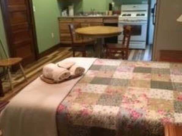 297 Main St #1