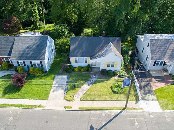 3rd image of 108 Westmont Ave