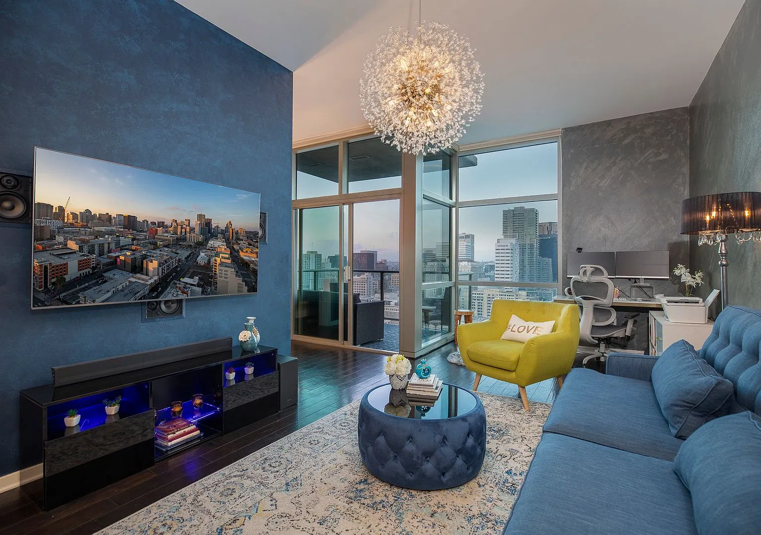 Stunning Downtown 1-Bedroom with Panoramic City Views & Private Balcony — Photo 1
