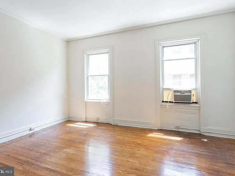 1807 Spruce St #2F — Photo 4